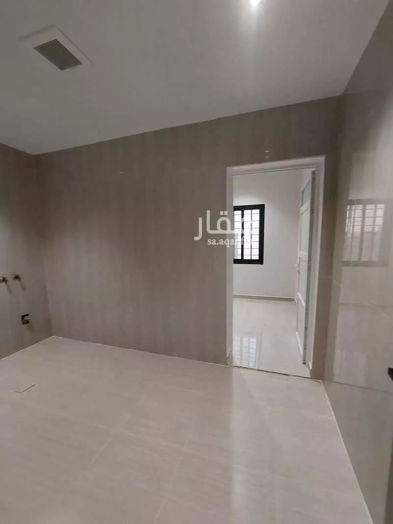 10 bedroom villa in Uhud, Eastern Province 17