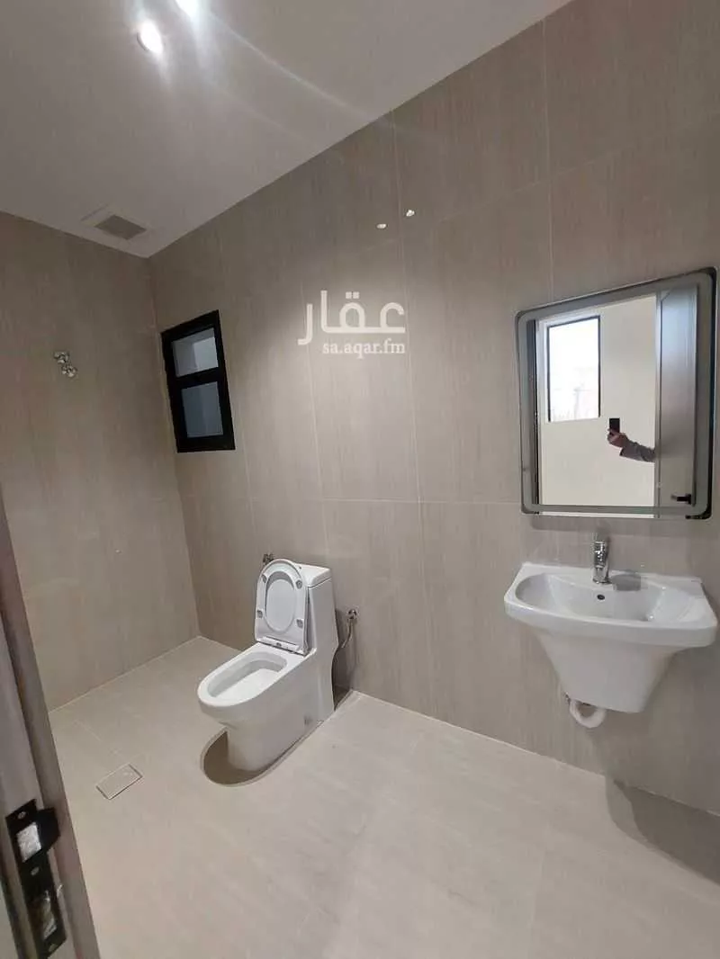 10 bedroom villa in Uhud, Eastern Province 14