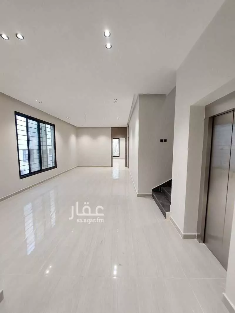 10 bedroom villa in Uhud, Eastern Province 12