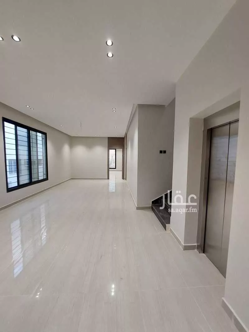 10 bedroom villa in Uhud, Eastern Province 15