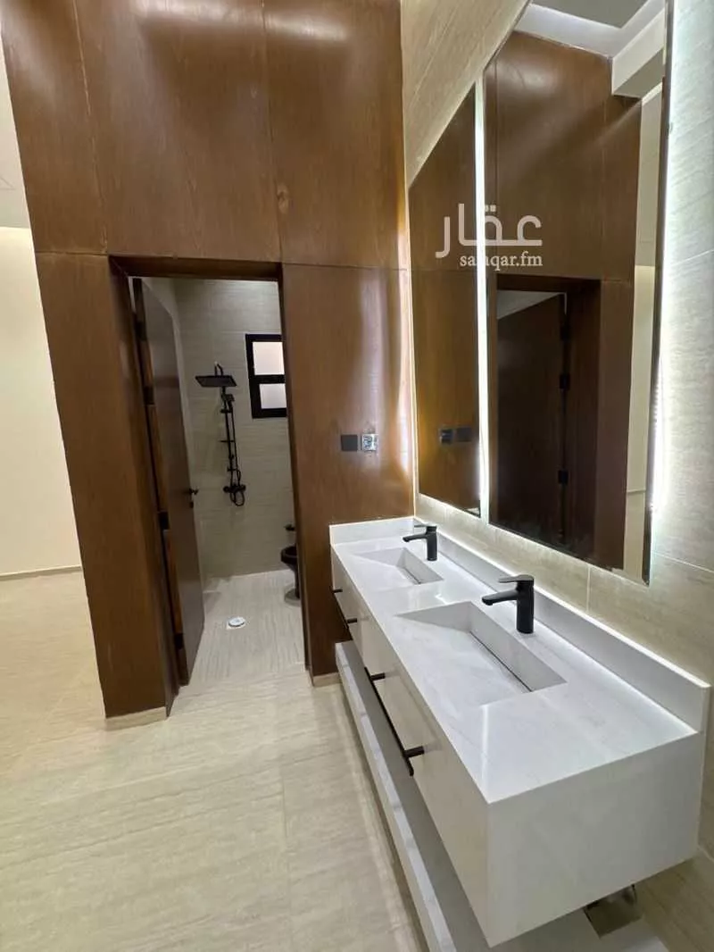 شقة 6 غرف في السعادة 2