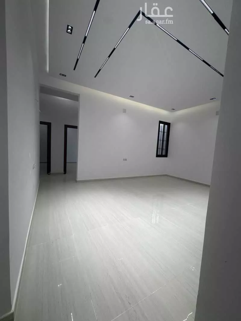 شقة 5 غرف في النظيم 5