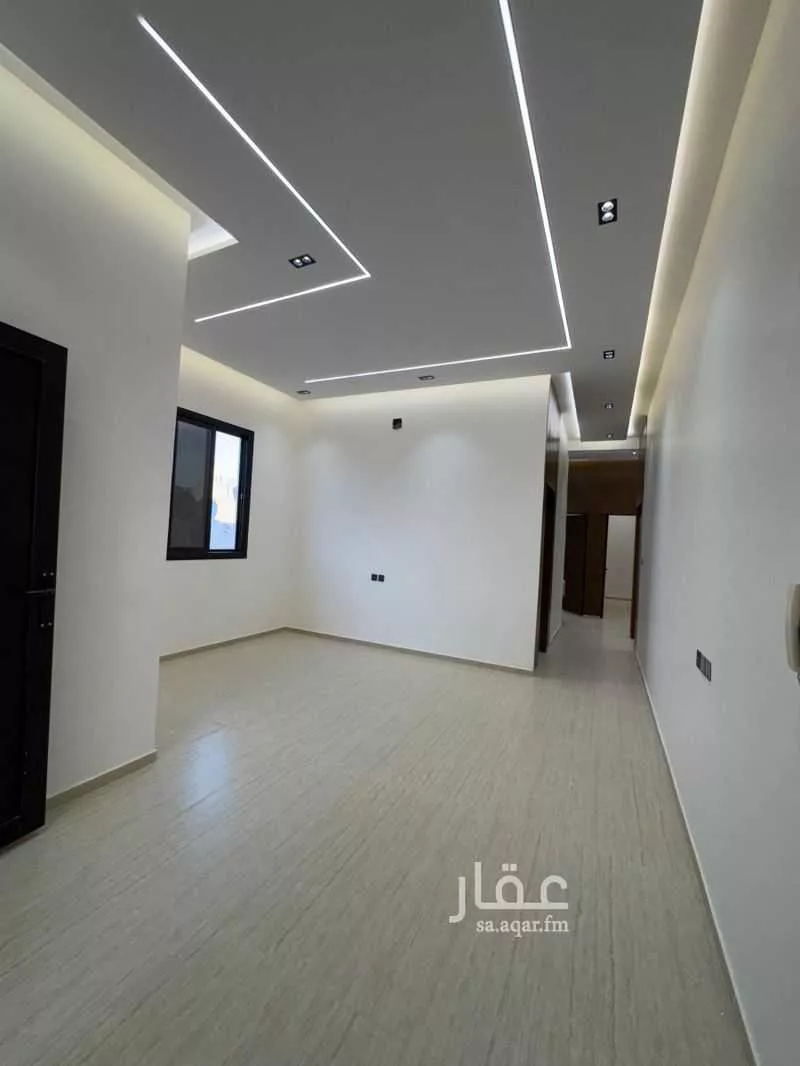 شقة 6 غرف في السعادة 1