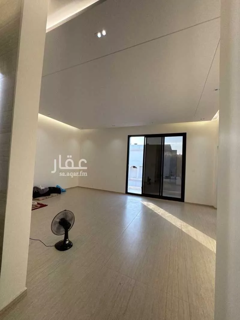 دور 7 غرف في السعادة 1