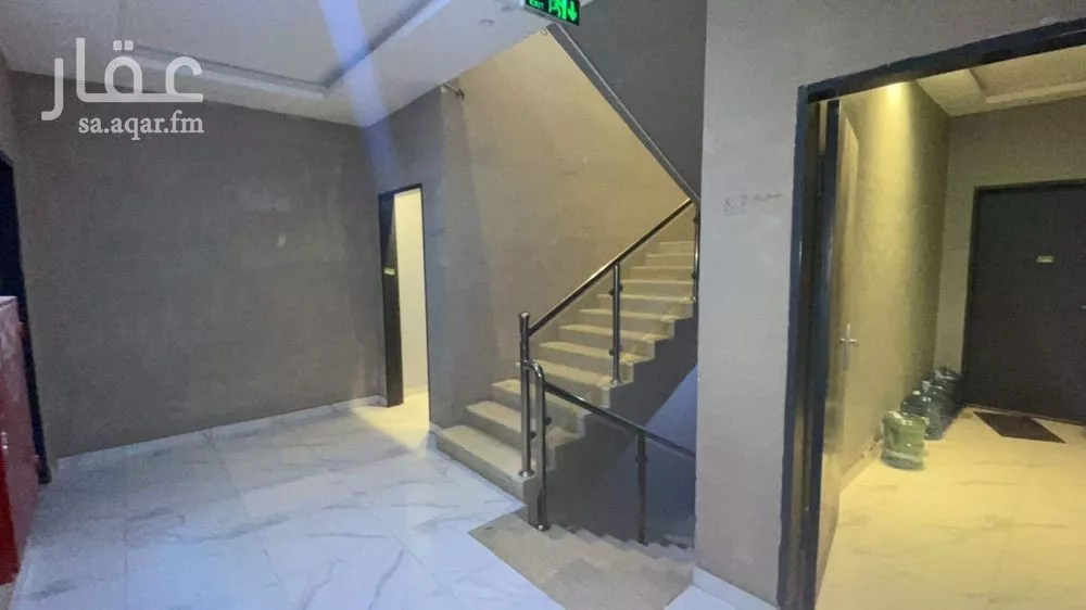 عمارة 671 م² في طويق 5