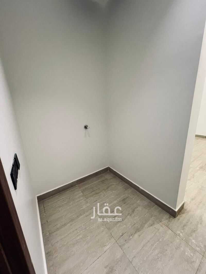عقار 18 غرف في الشرق، الرياض 4