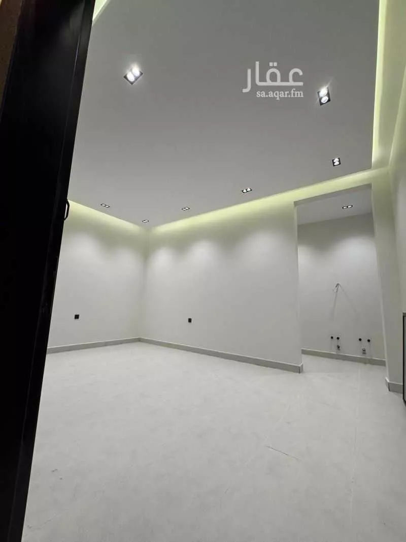 دوبلكس 7 غرف في الرمال 4