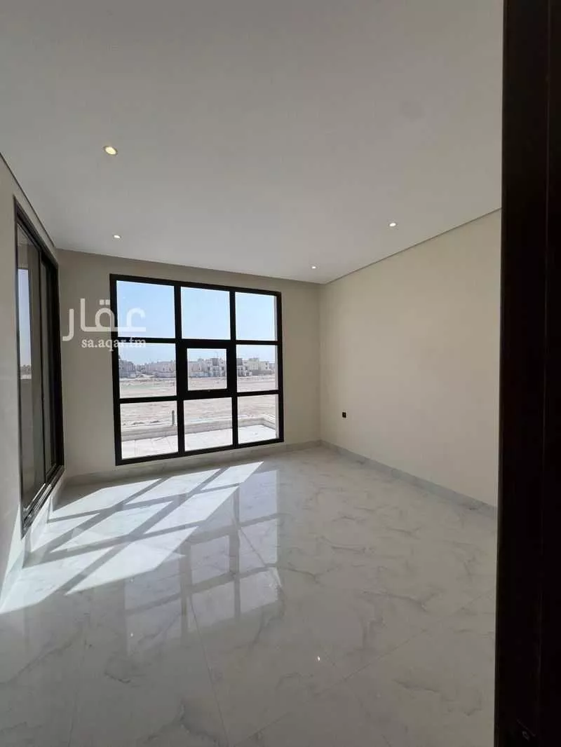 5 bedroom floor in Al Janadriyah 4