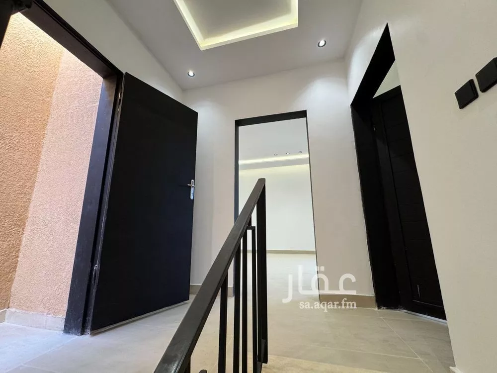 شقة 4 غرف في الرمال 5