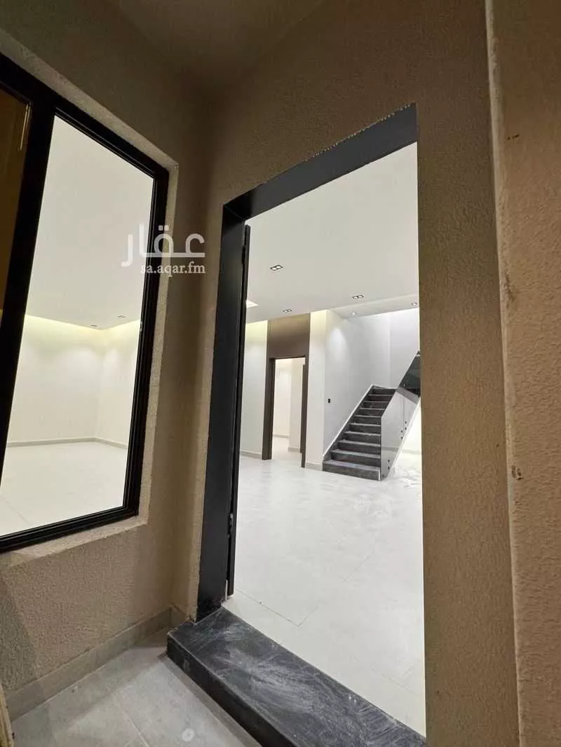 فيلا 6 غرف في الرمال 2