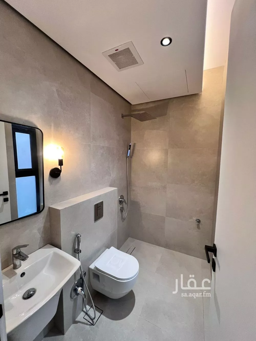 عمارة 450 م² في النرجس 3