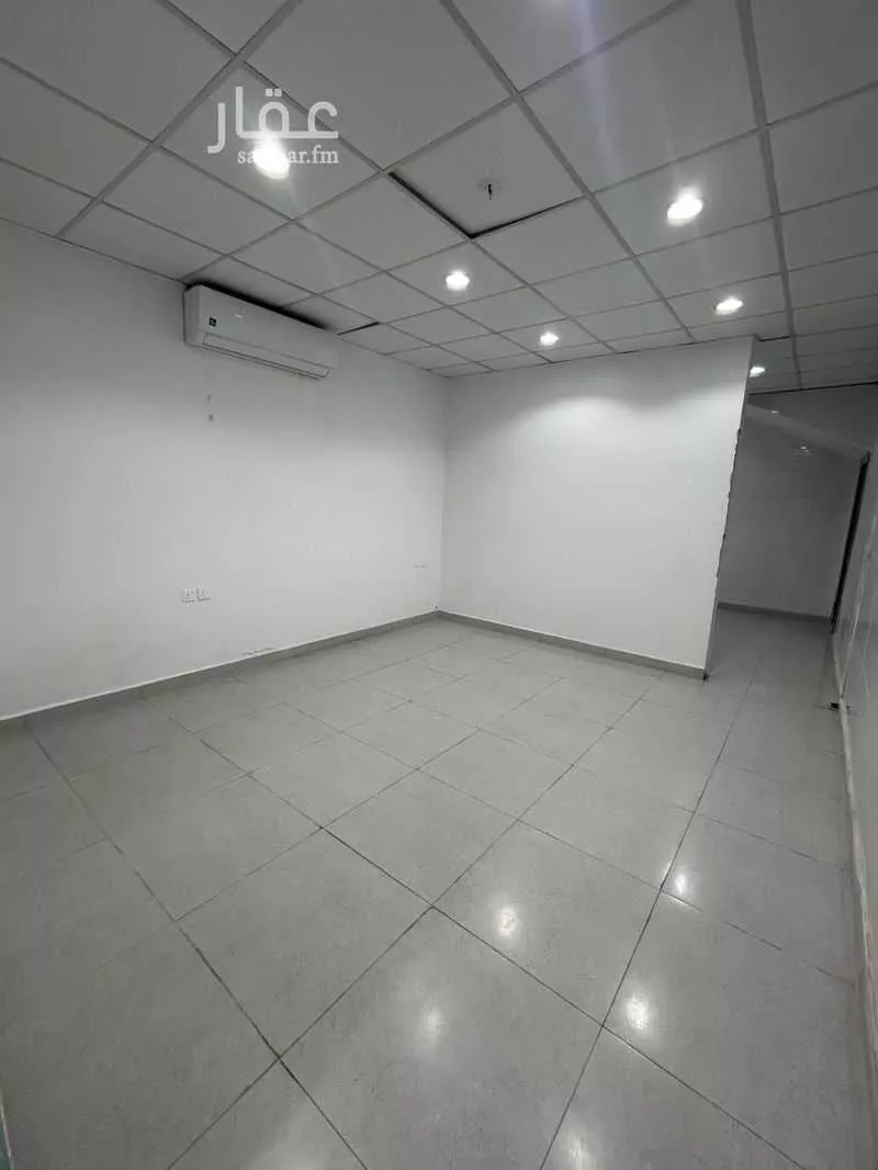 shop in Dhahrat Laban, Riyadh 12