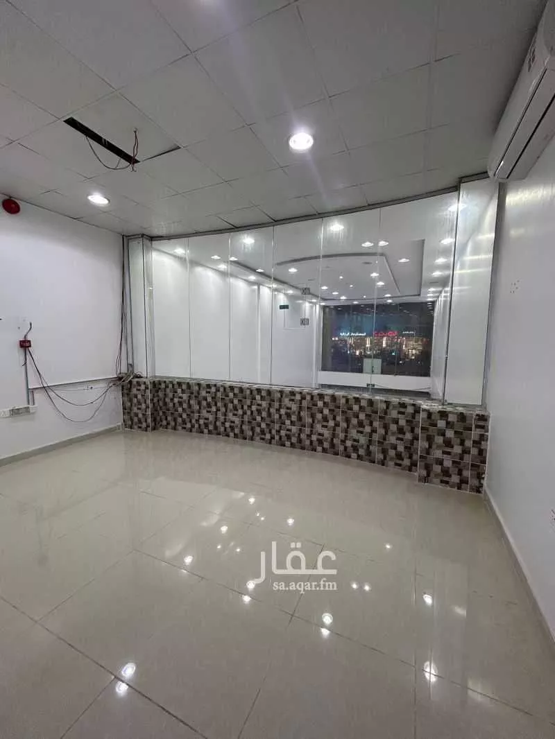 shop in Dhahrat Laban, Riyadh 7