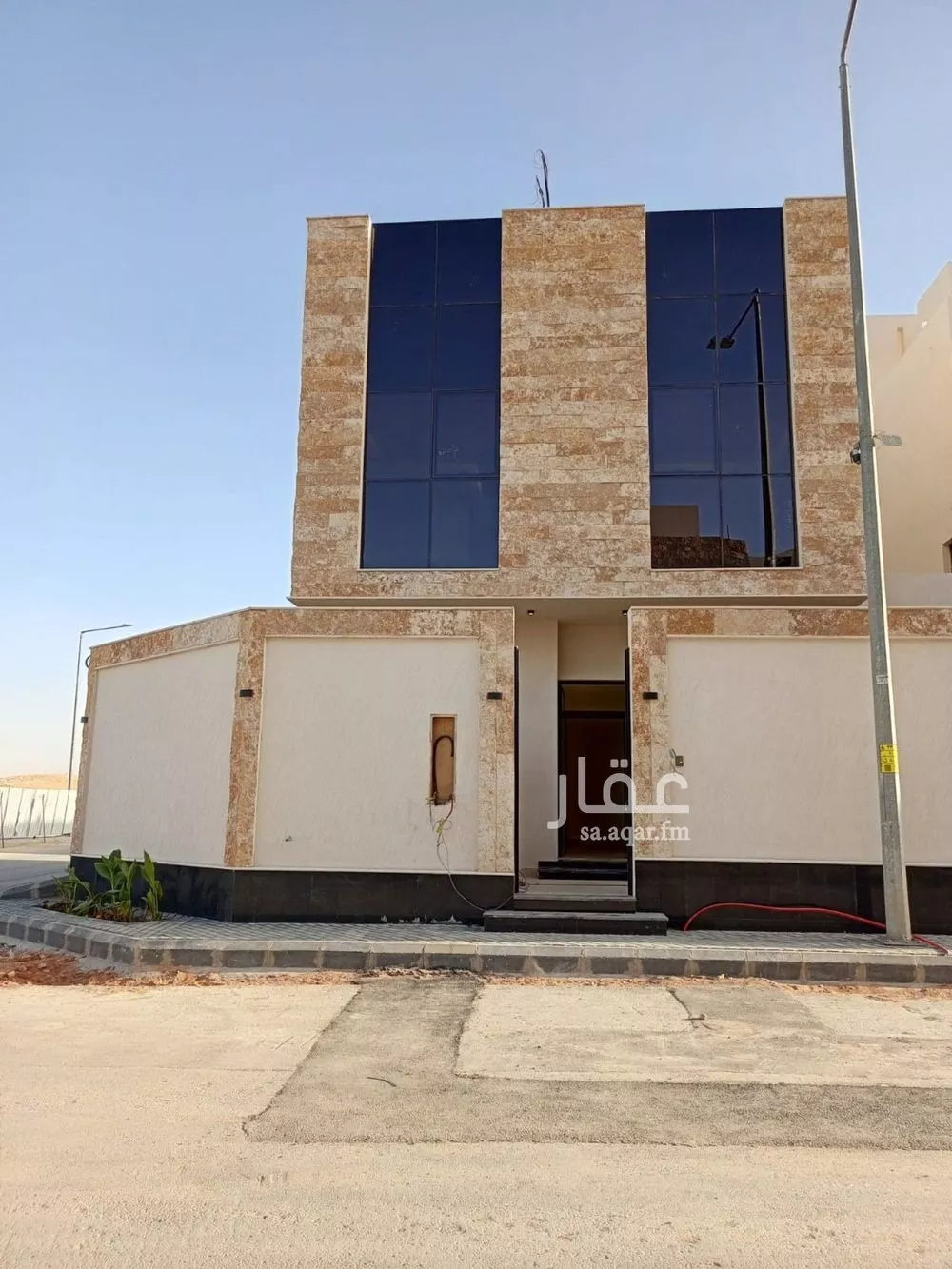 فيلا 5 غرف في النرجس 2