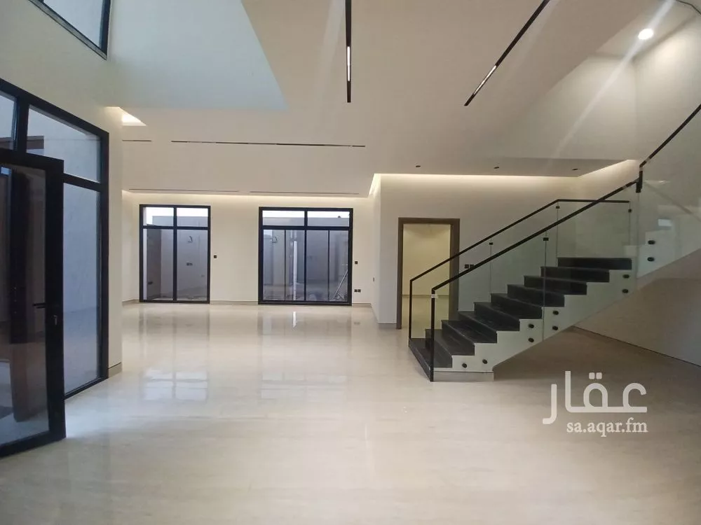 فيلا 5 غرف في النرجس 4