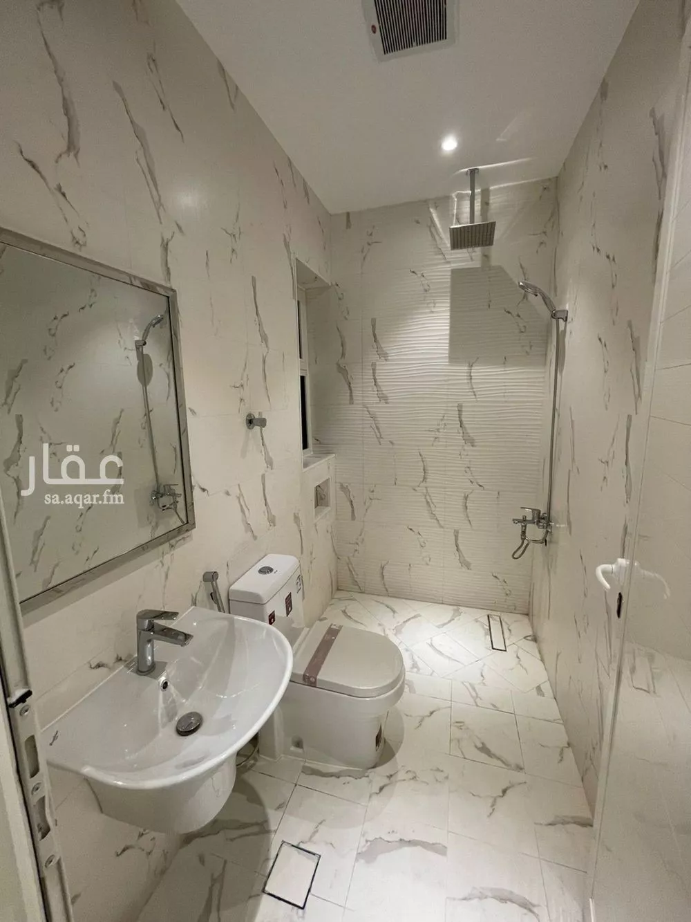 4 bedroom apartment in Al Yasmin, Riyadh 6