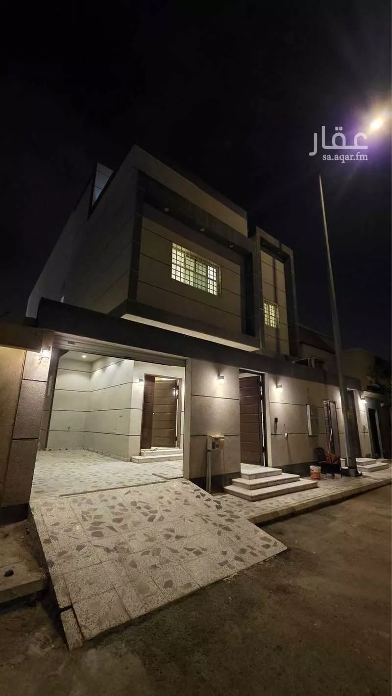 فيلا 8 غرف في العقيق 1