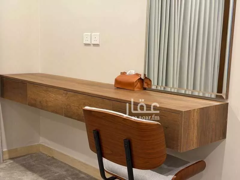 شقة 4 غرف في الملقا 3