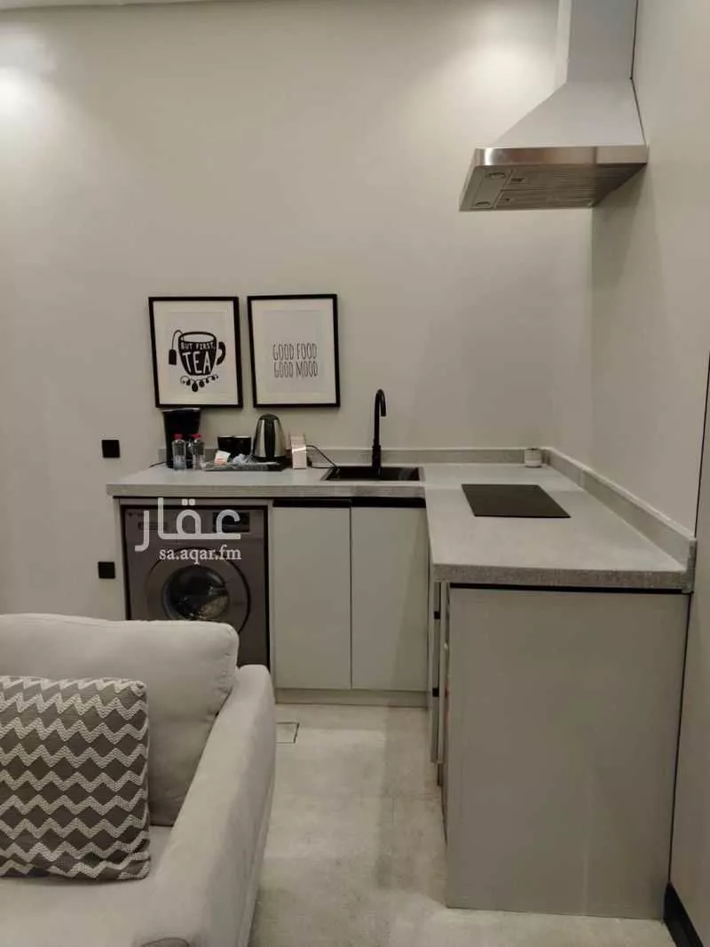 3 bedroom apartment in Al Aqiq 4