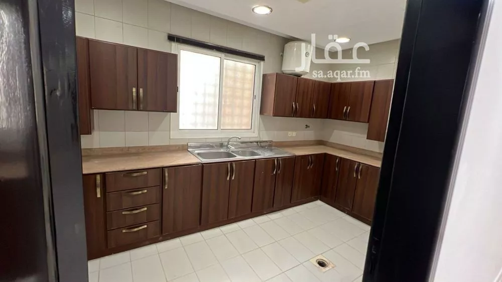 دور 5 غرف في الياسمين 3