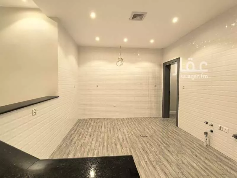 شقة 8 غرف في الصفا 5