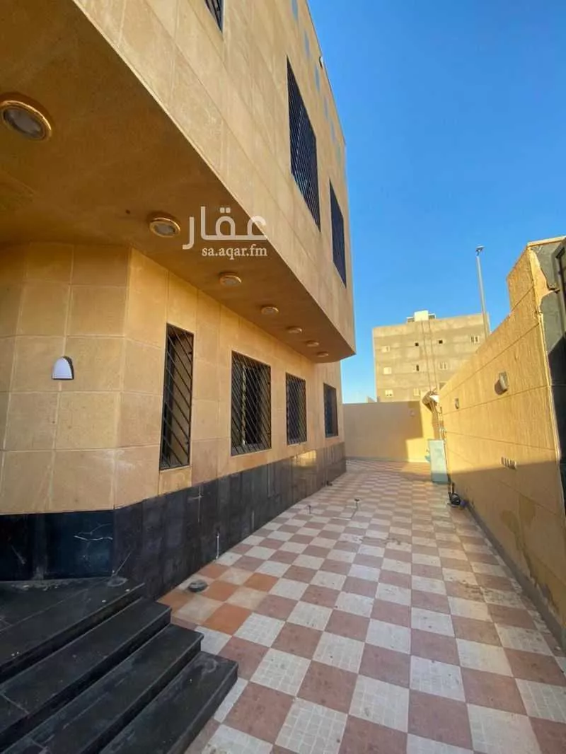 فيلا 11 غرف في حثم 4