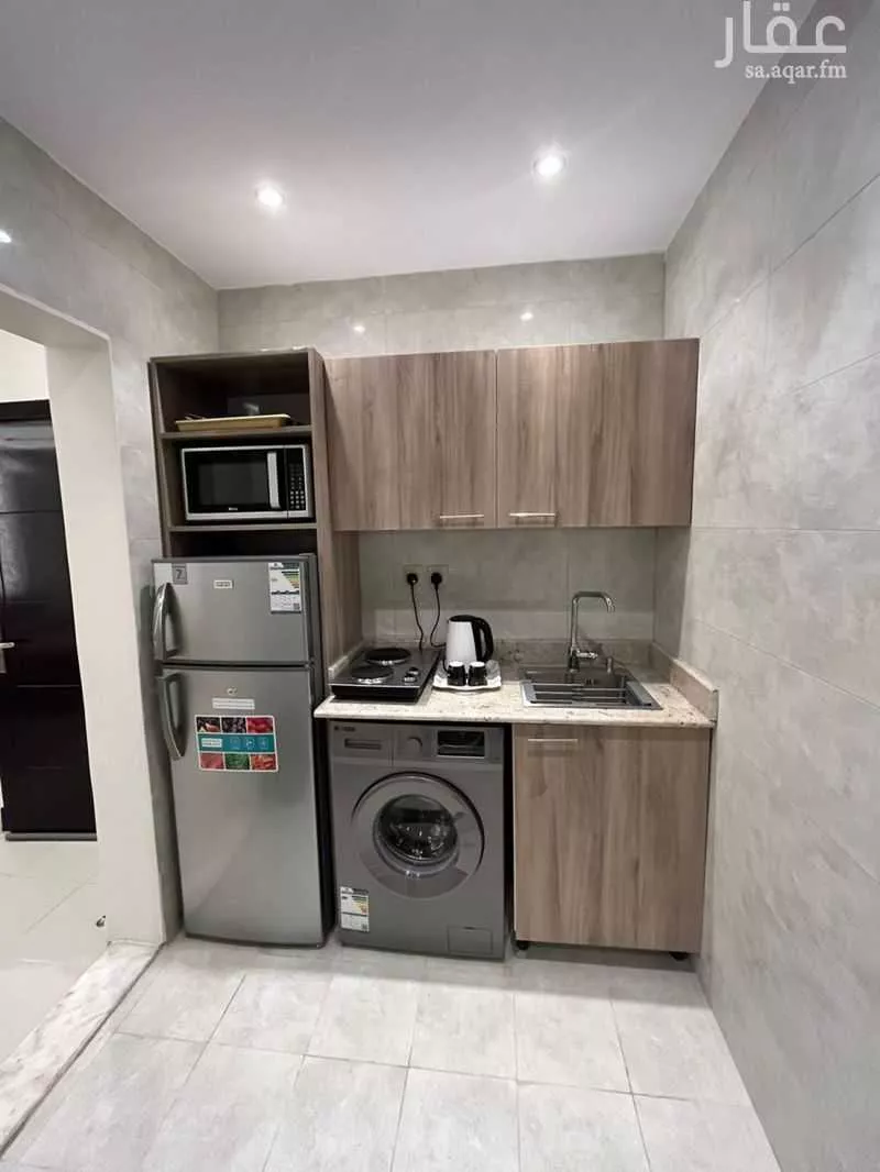 شقة 1 غرف في العليا 3