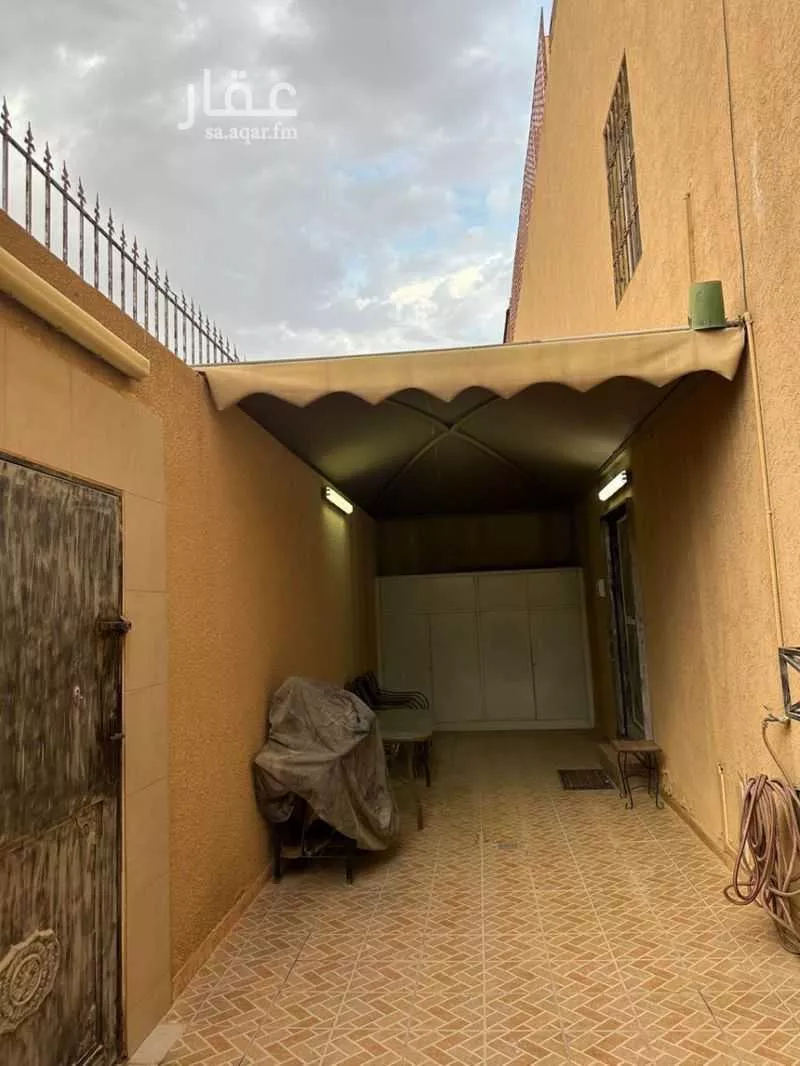 شقة 3 غرف في النخيل 2