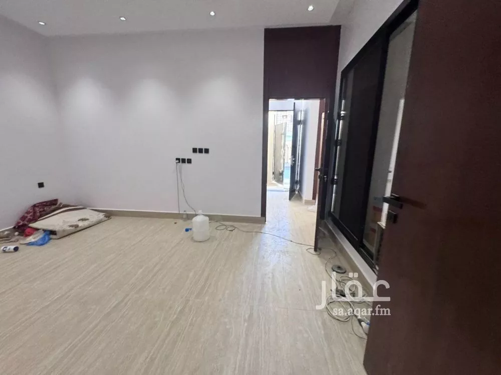 فيلا 6 غرف في طويق 5