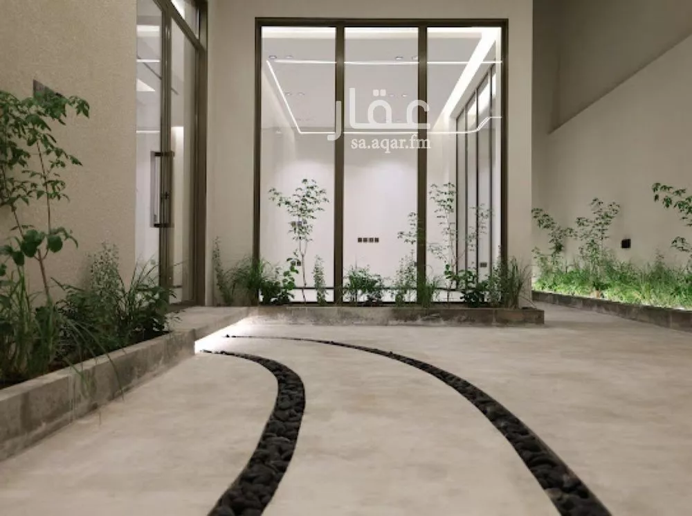 فيلا 4 غرف في العارض 3