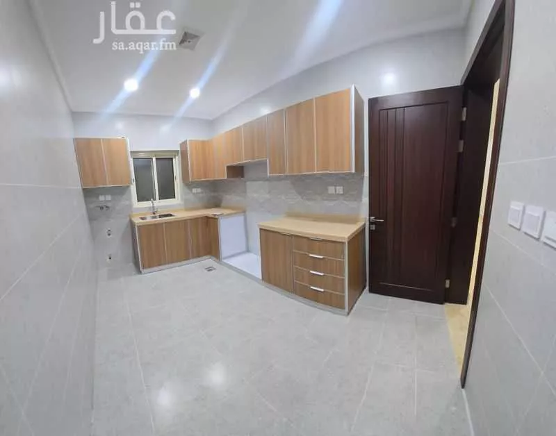 3 bedroom building in Al Rehab, Jeddah 6