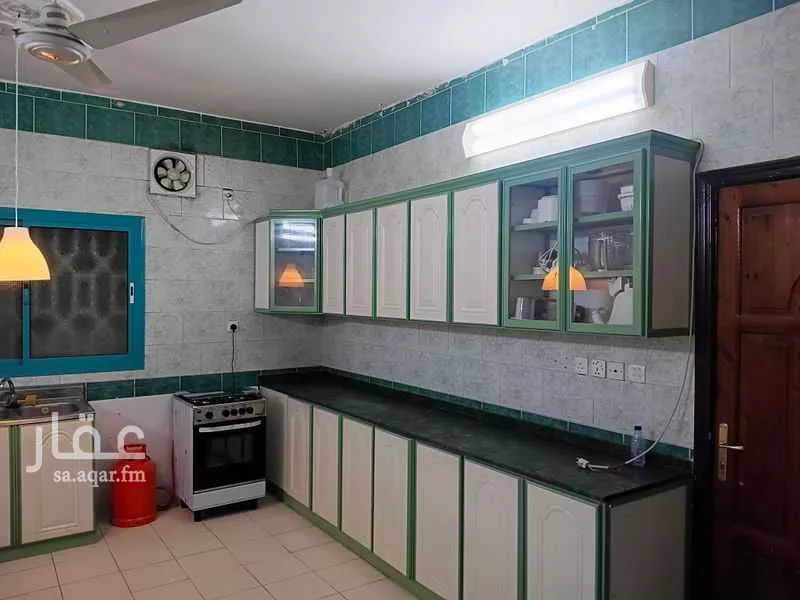 32 bedroom building in Al Khalidiyyah, Madinah 7