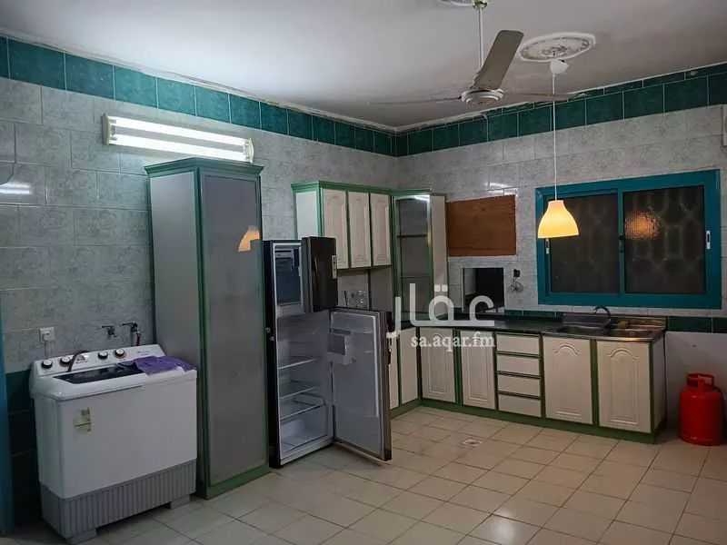 32 bedroom building in Al Khalidiyyah, Madinah 9