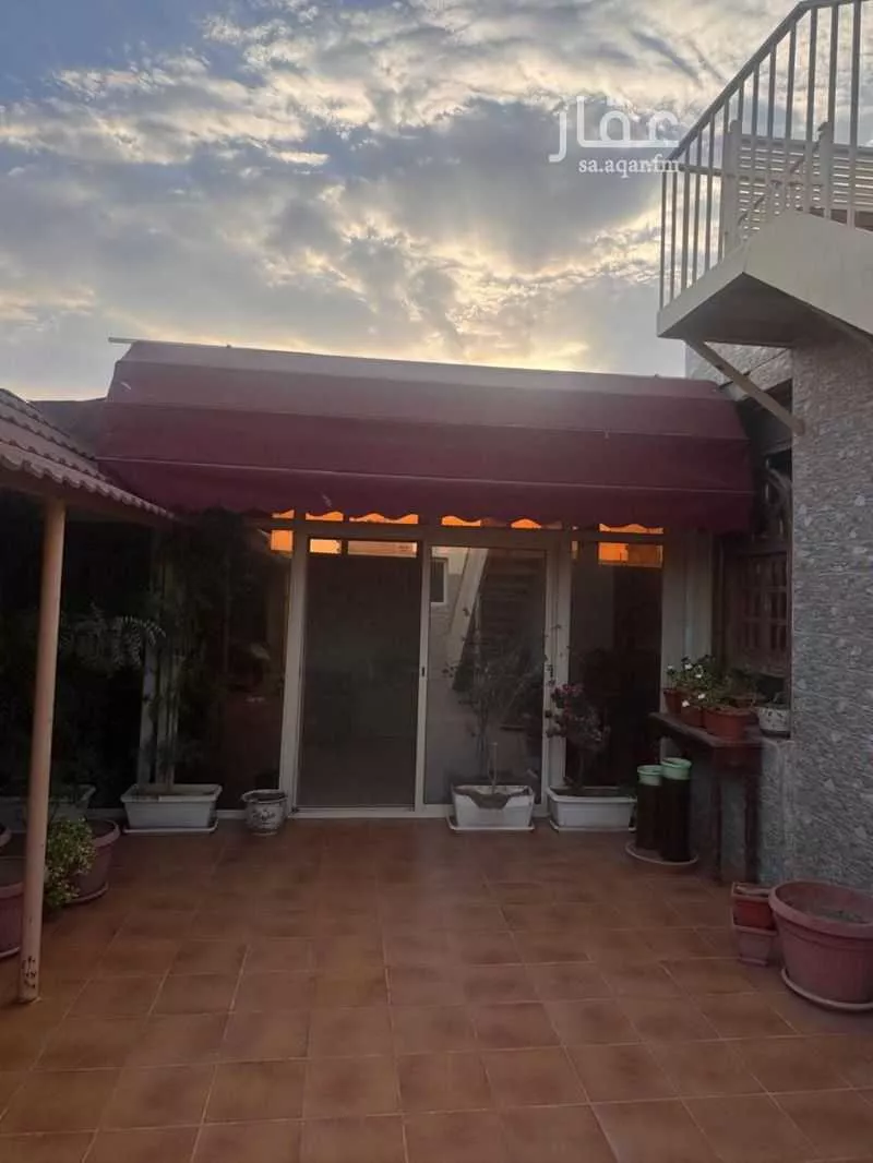 فيلا 13 غرف في الروابي 5