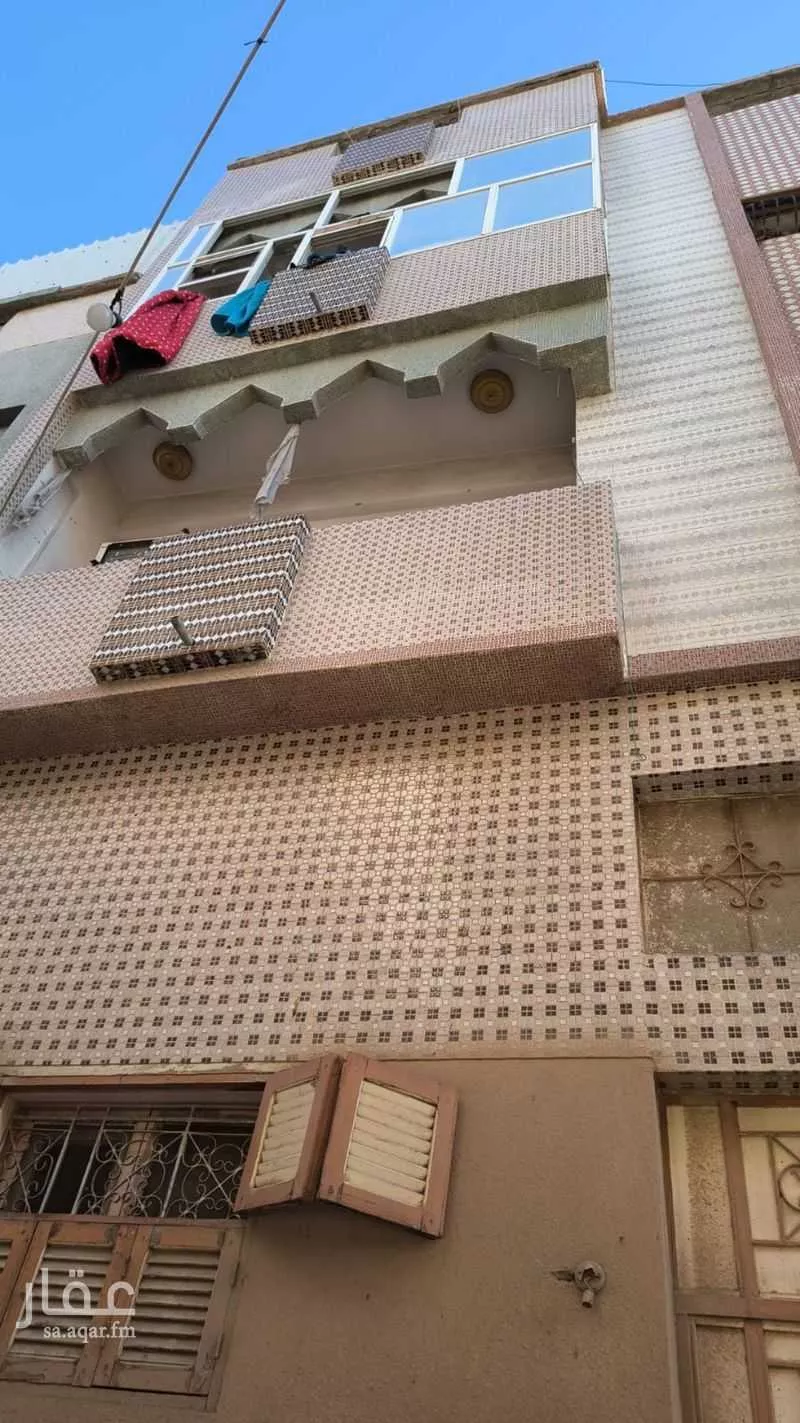 عمارة 296 م² في الخنساء 4