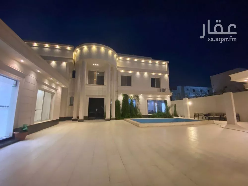 5 bedroom apartment in Al Maizilah 5