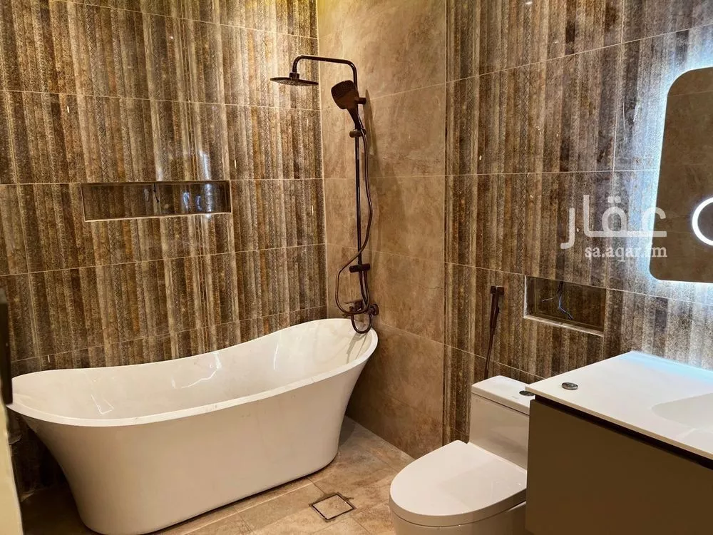 10 bedroom villa in Al Aqiq, Riyadh 4