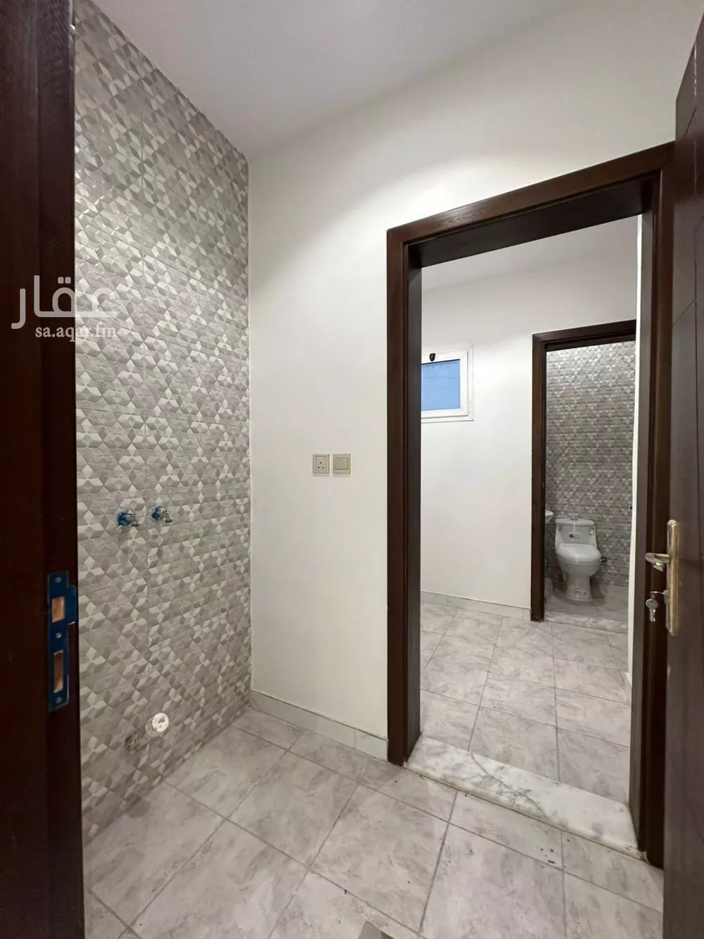 شقة 4 غرف في الريان 5