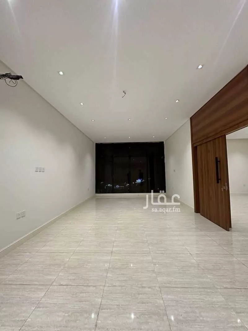 شقة 5 غرف في الواحة 1