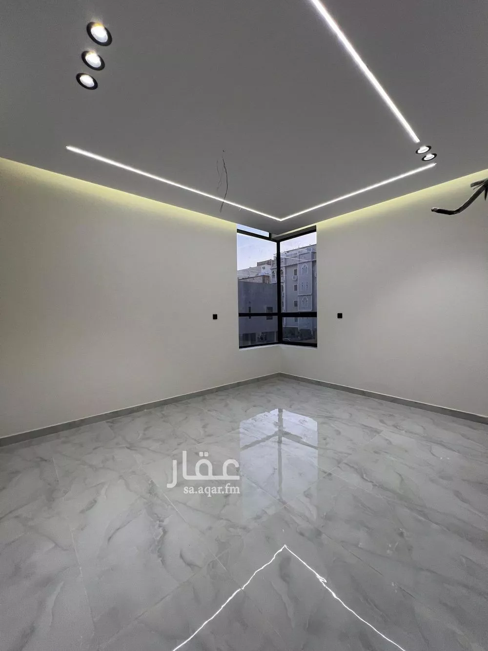 شقة 5 غرف في الريان 2