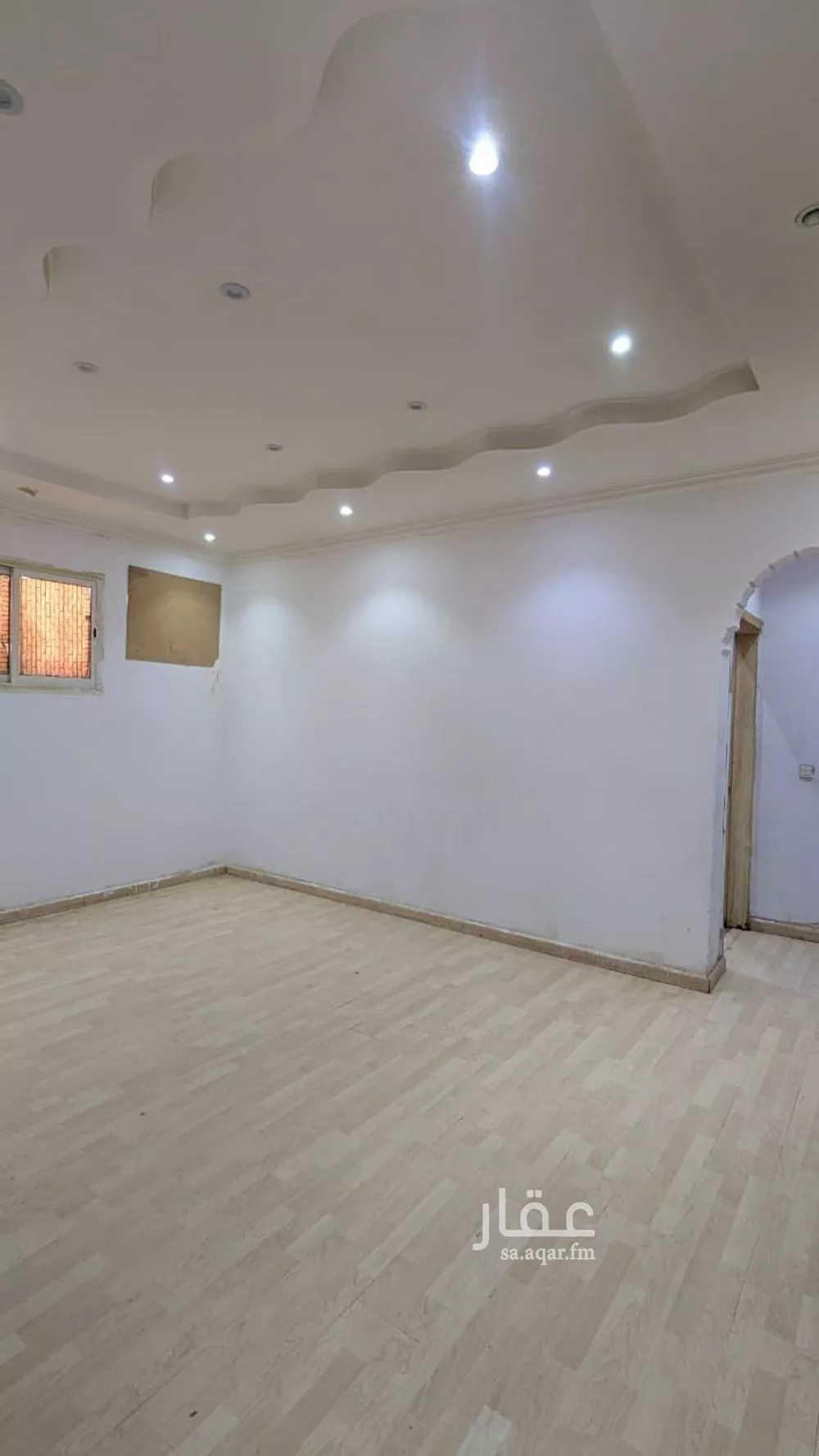 عمارة 2000 م² في السعادة 1