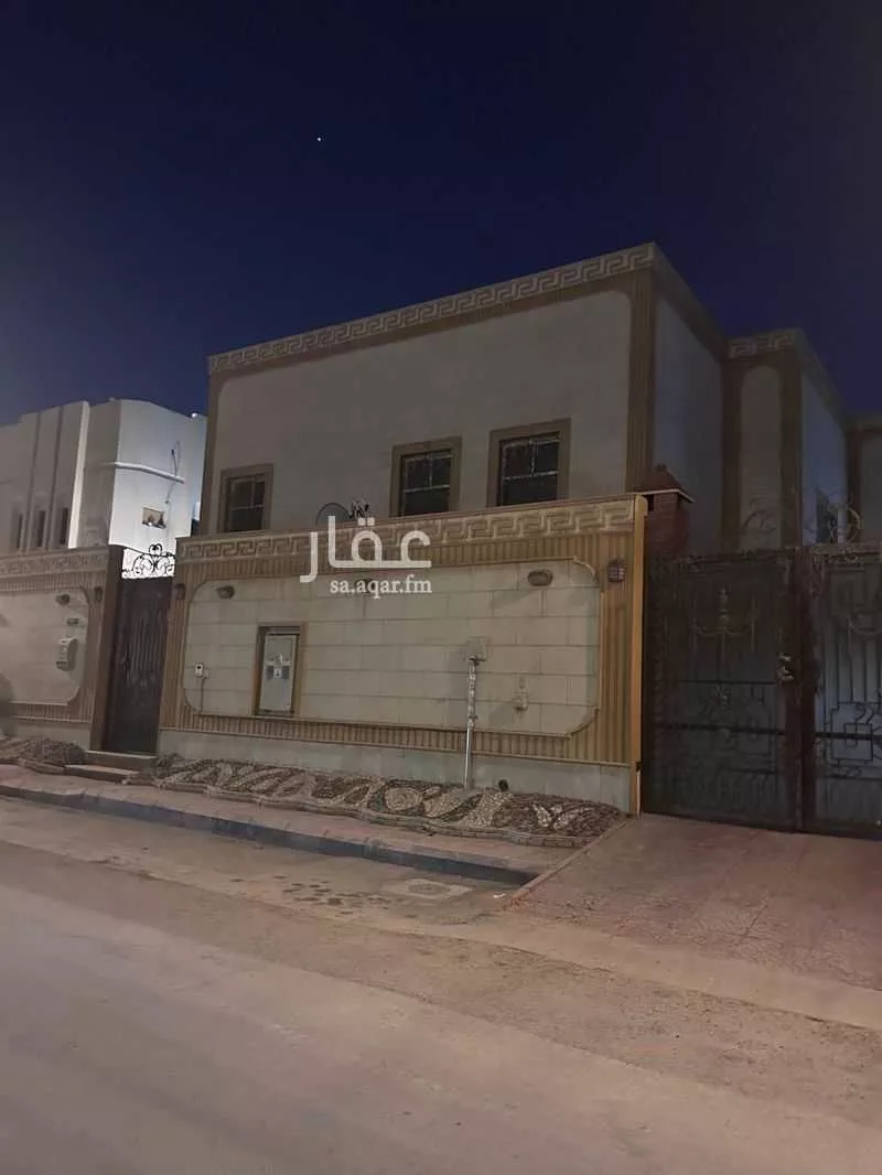 فيلا 6 غرف في العريجاء الغربية