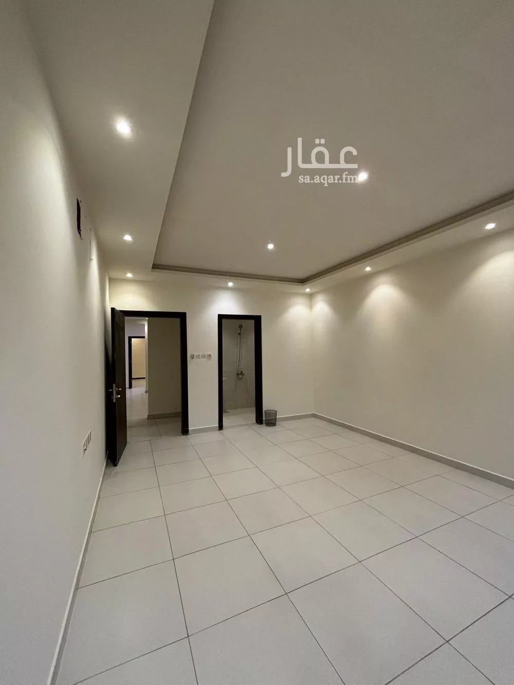 فيلا 5 غرف في النرجس 1