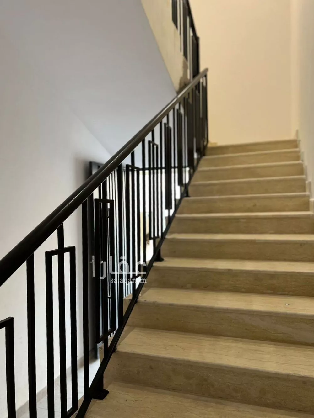 شقة 3 غرف في عكاظ 4