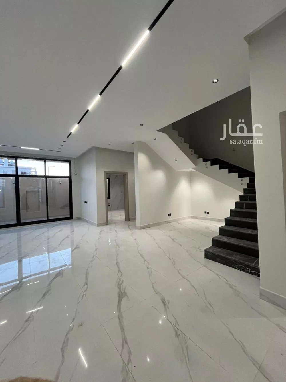 4 bedroom villa in Dhahrat Namar, Riyadh 16