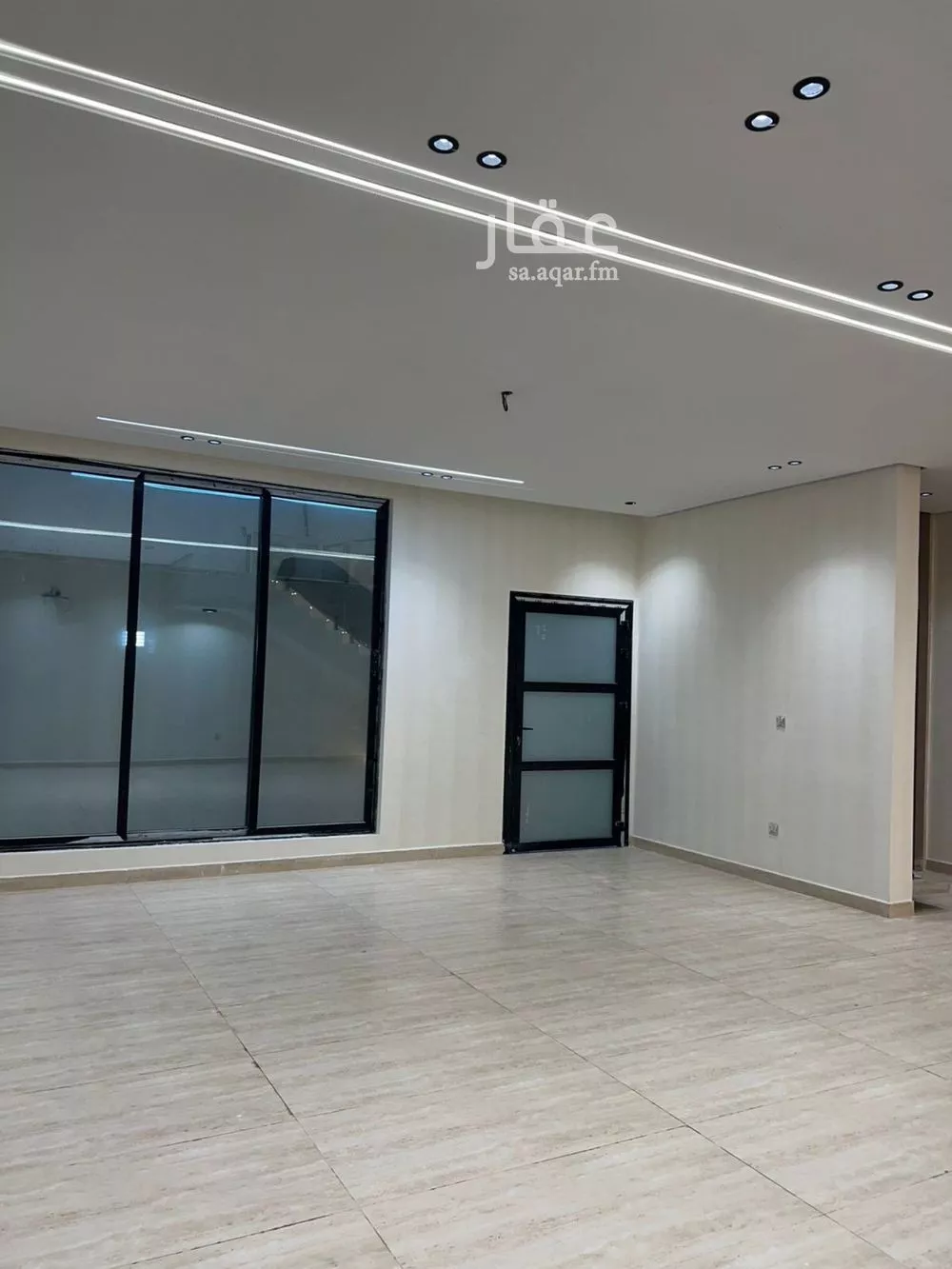 فيلا 6 غرف في ضاحية الملك فهد 2