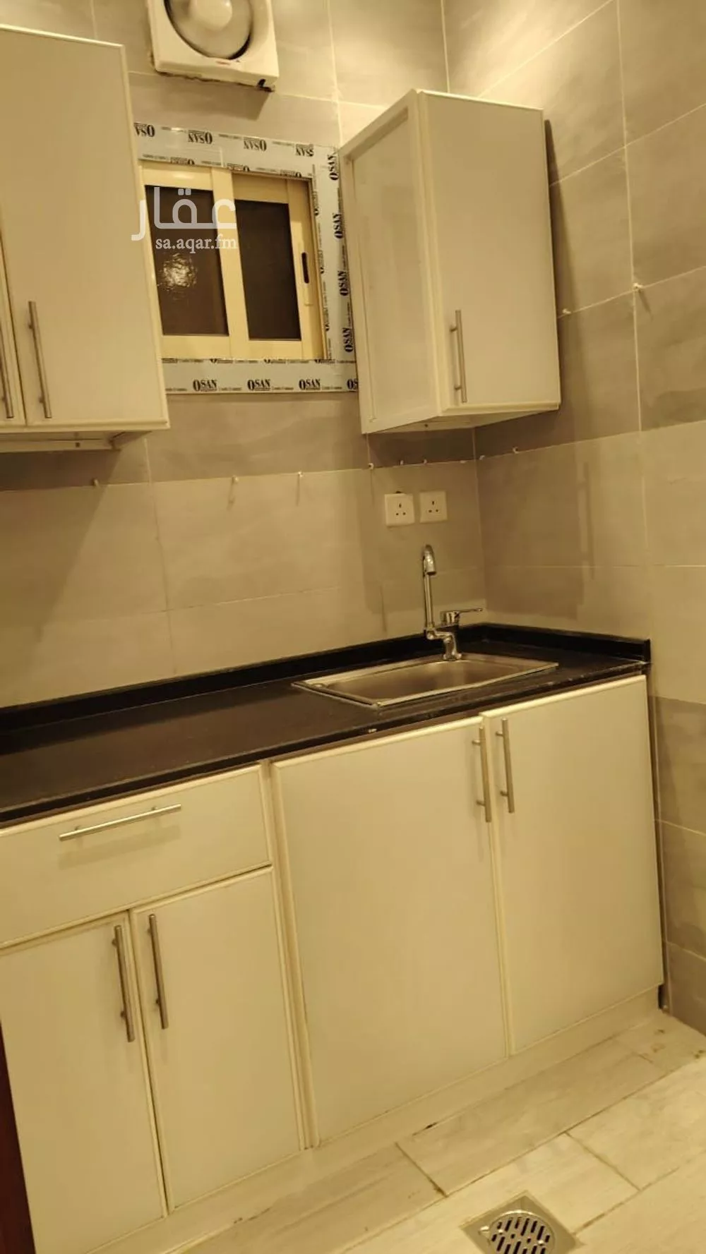 شقة 1 غرف في مريخ 1