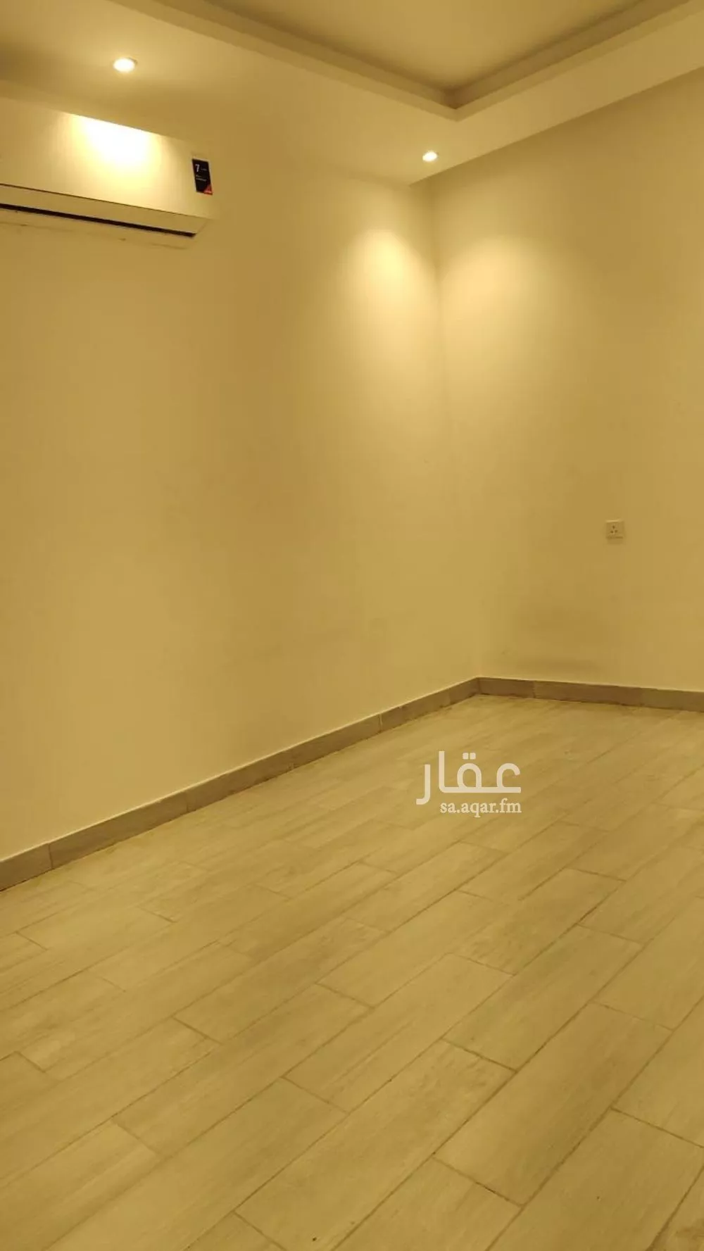 شقة 1 غرف في مريخ 4