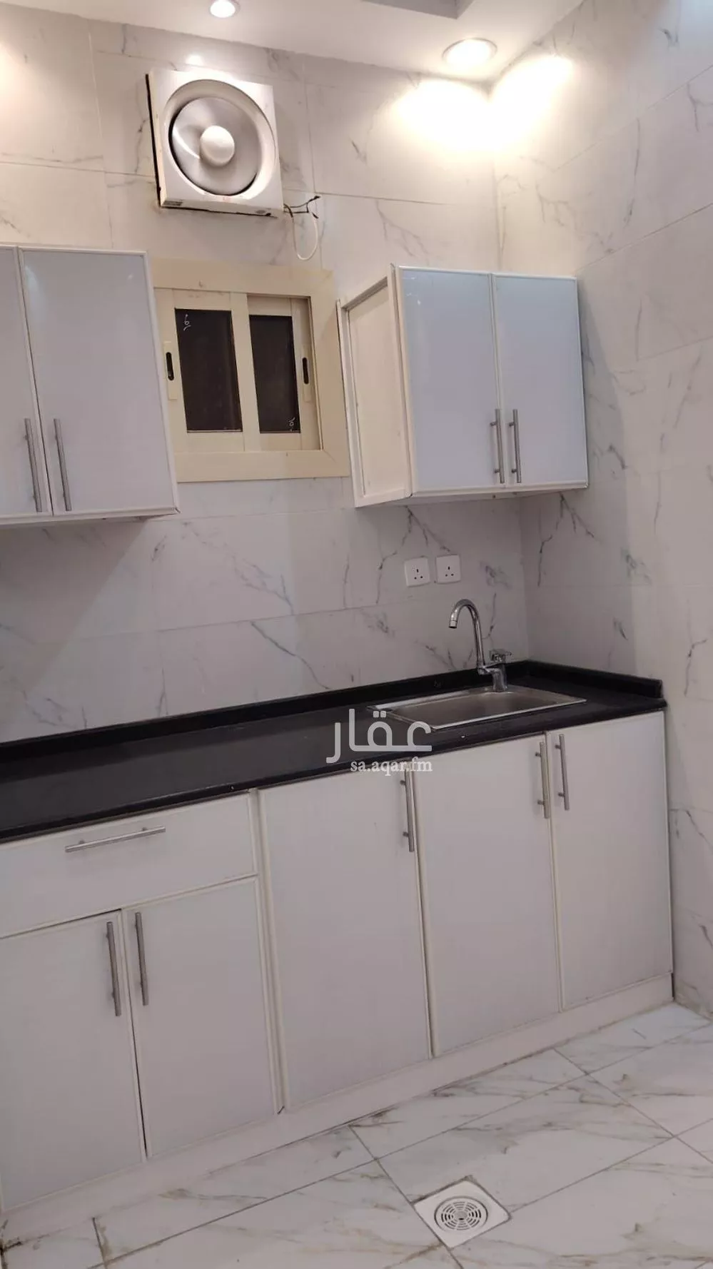 شقة 1 غرف في مريخ 2