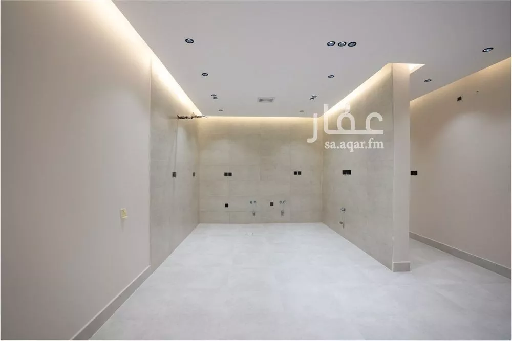 4 bedroom apartment in Al Salamah, Jeddah 7